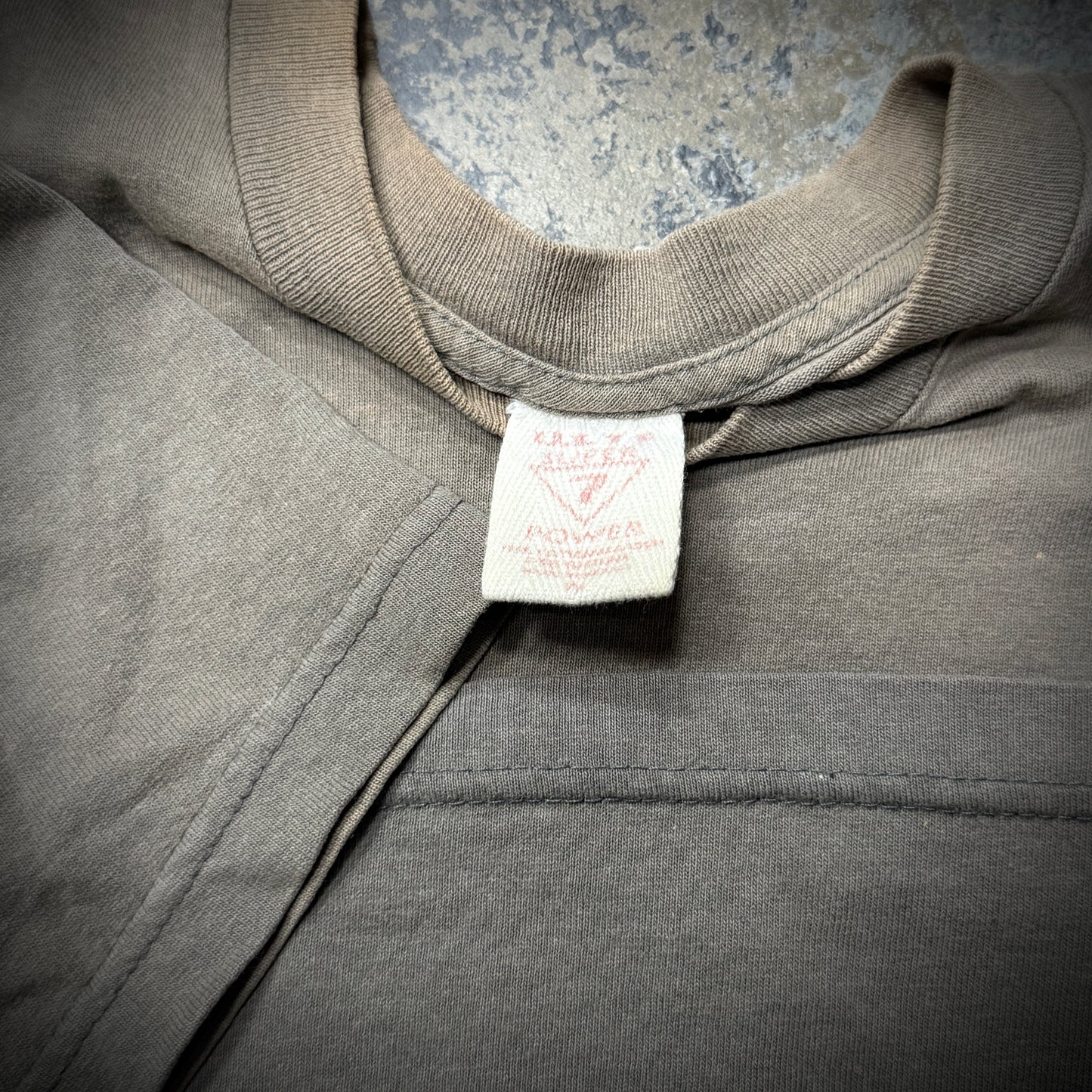 Vintage 90s Distressed & Faded Brown Paint Stain Blank Tee