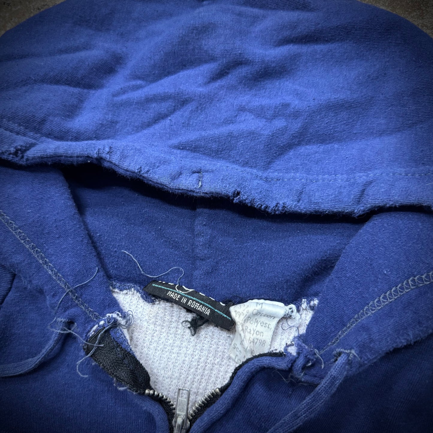 Vintage 70s/80s Tri Blend Thermal Lined Distressed Dark Blue Zip Up Hoodie