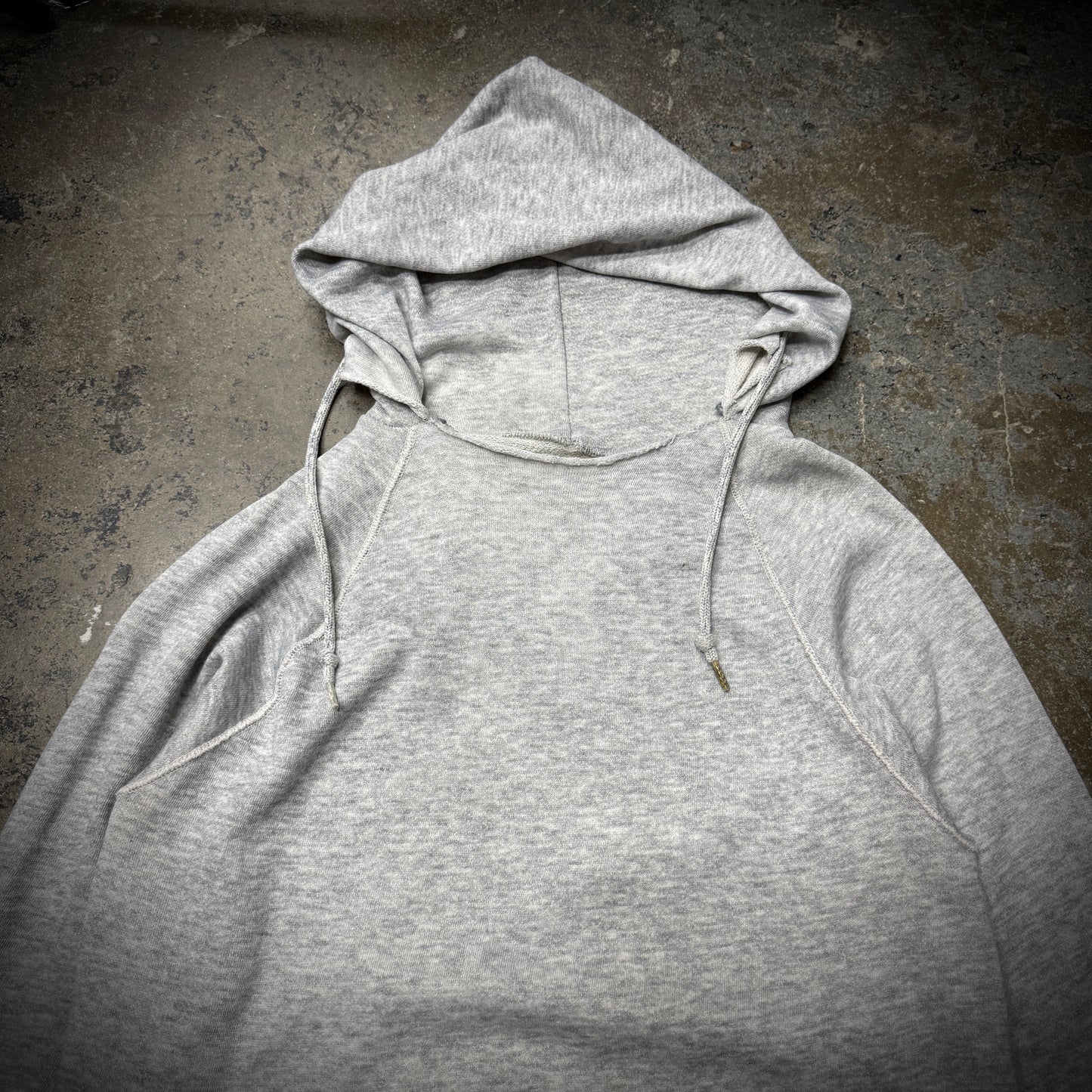 Vintage 70s Blank Grey Distressed Raglan Hoodie
