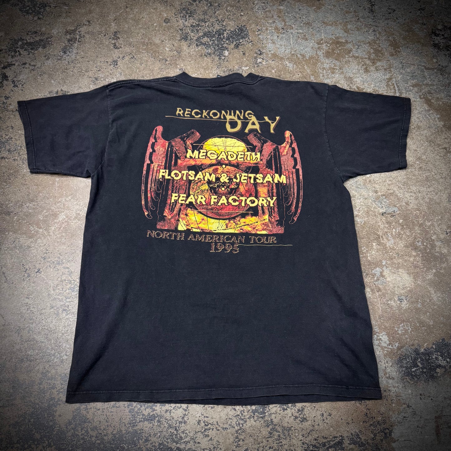 Vintage 1995 Reckoning Day Music Festival Megadeth Faded Black Band Tee