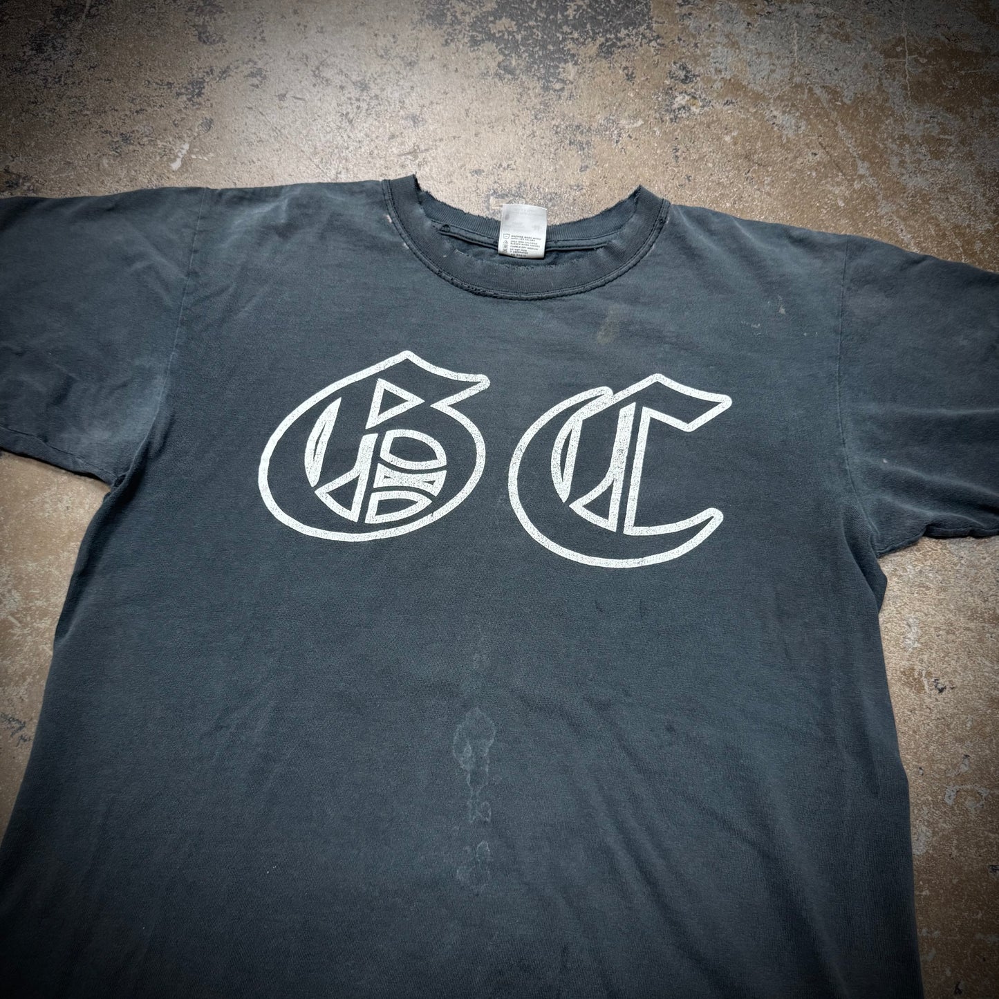 Vintage 2002 Good Charolette Distressed Faded Black Band Tee