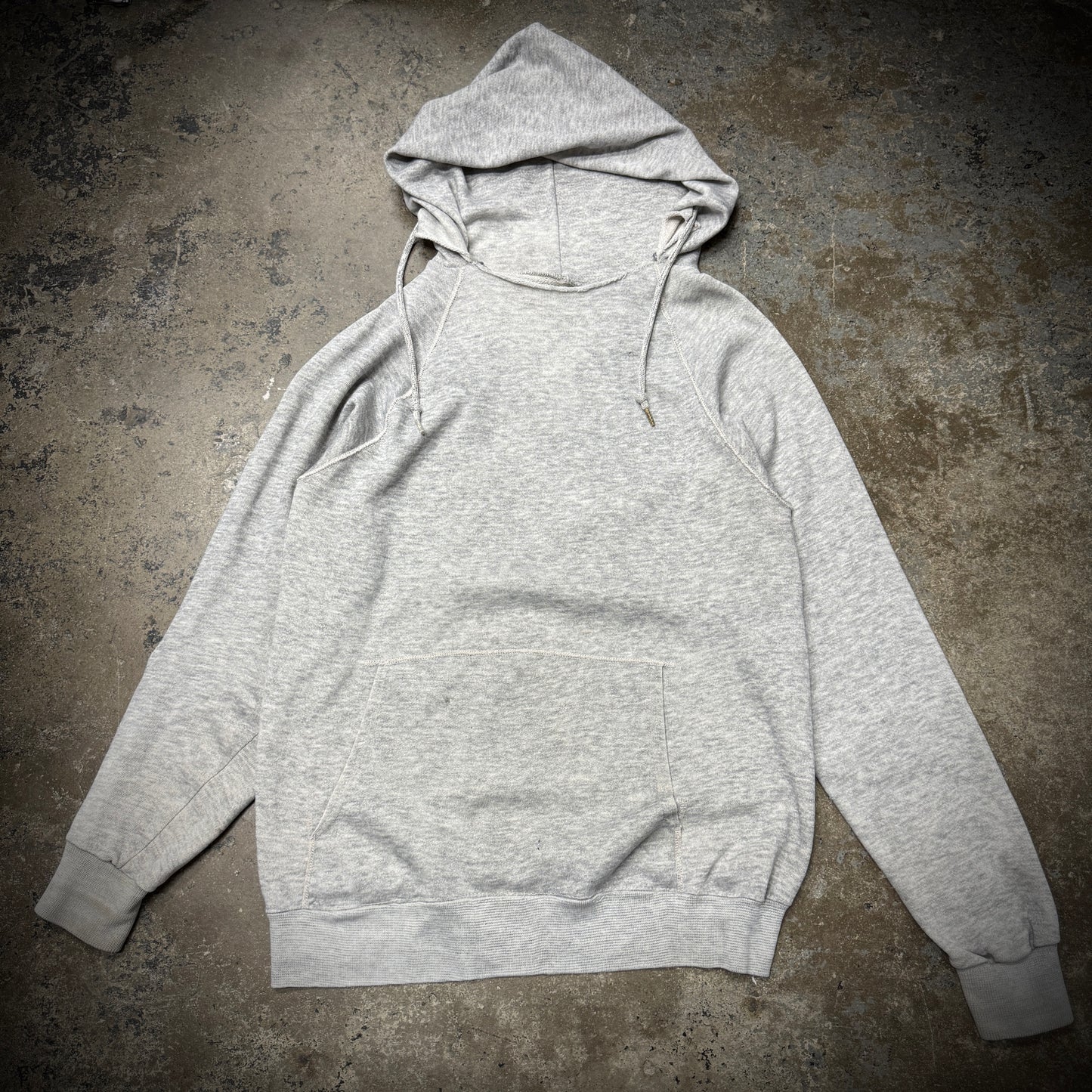 Vintage 70s Blank Grey Distressed Raglan Hoodie