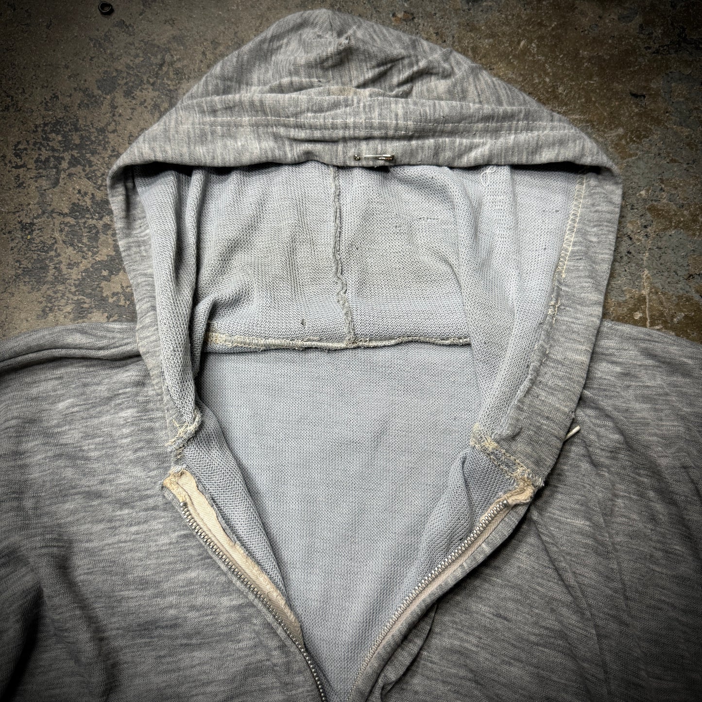 Vintage 70s Thermal Lined Blanket Grey Distressed Zip Up Hoodie