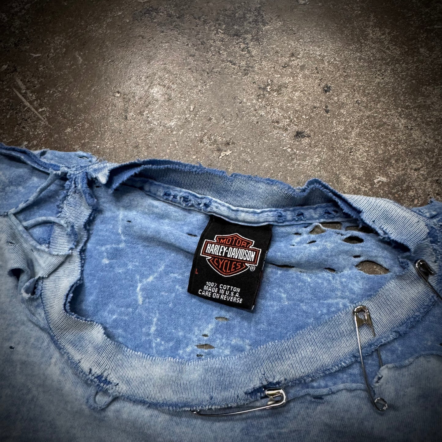 Vintage 00’s Harley Davidson Eagle Faded Blue Thrashed Tee